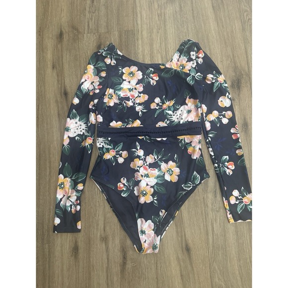 NWT Cupshe Women Swimsuits‎ Secret Garden Long Sleeve One Piece Size Medium - Picture 7 of 8